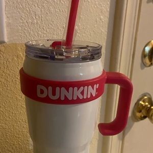 Dunkin cup